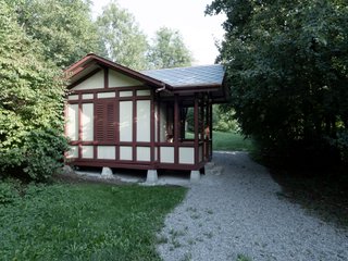 Badehaus Aathal von aussen - Massiv-Werk